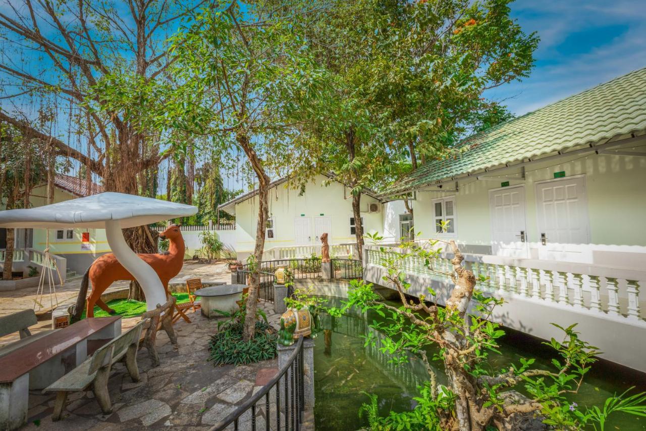 Caroline Resort Вунгтау Экстерьер фото