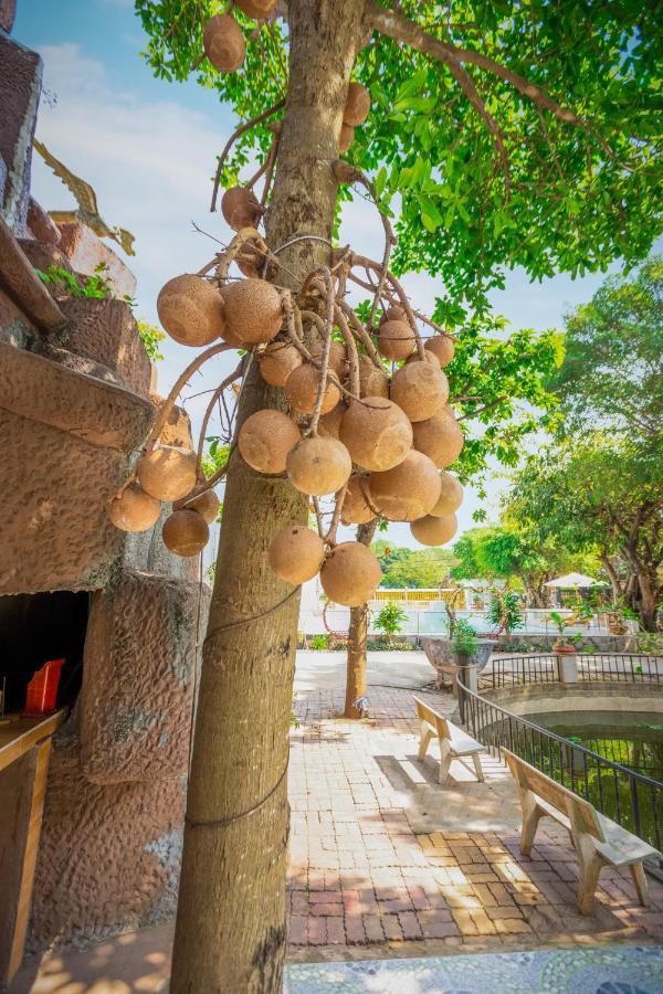 Caroline Resort Вунгтау Экстерьер фото